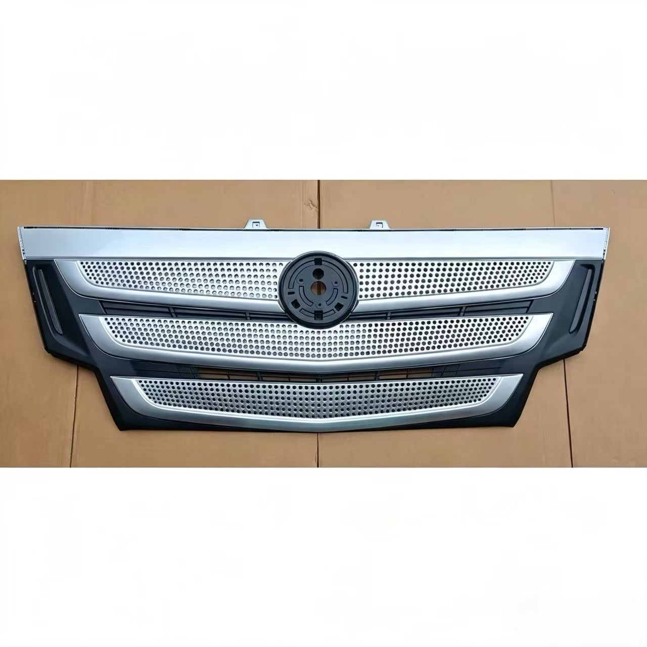 L1531015806A0 Grille Wide 170cm for FOTON AUMARK M4 TRUCK Spare Parts