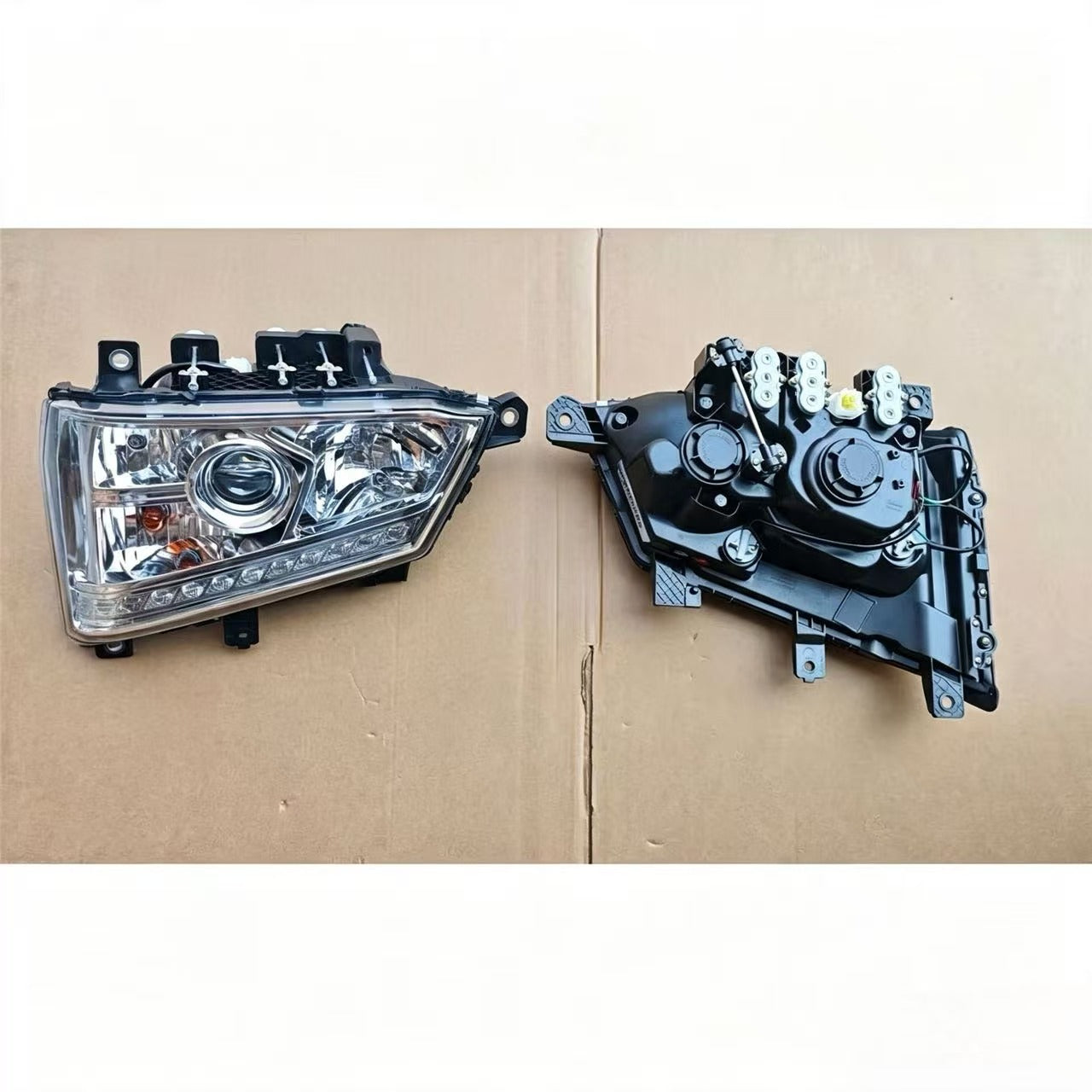 L1371010102A0 Head Lamp LH 12V LED for FOTON AUMARK M4 TRUCK Spare Parts