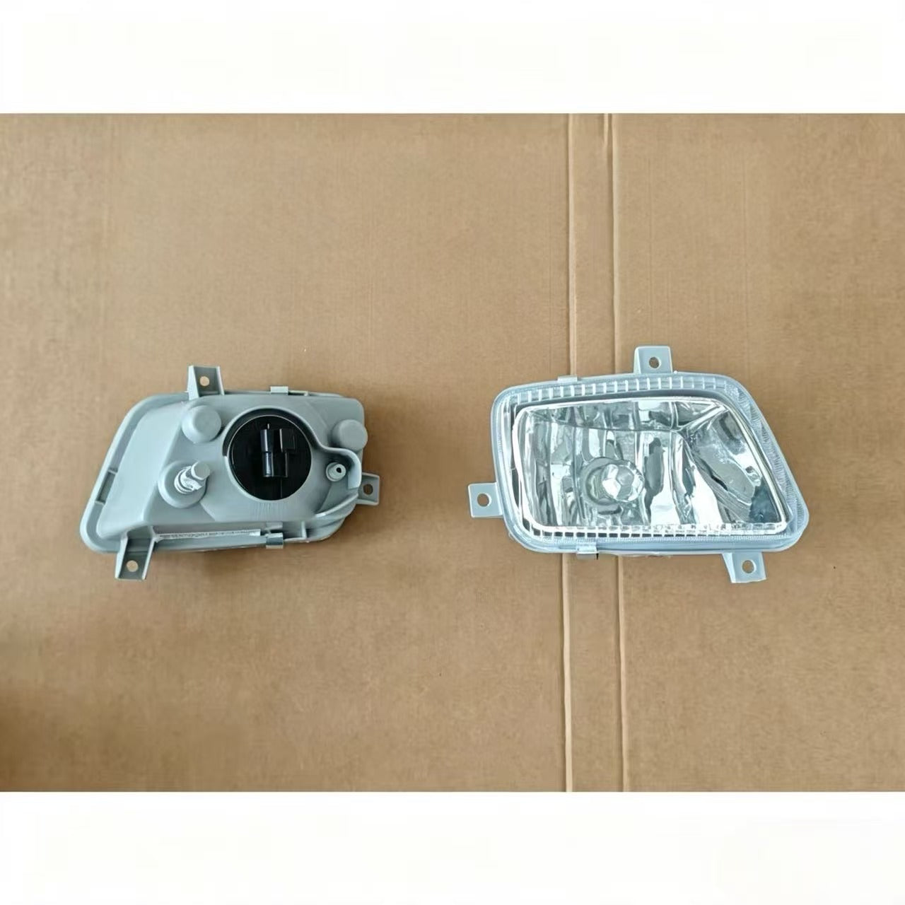 IB2003710039 Fog Lamp RH for Bumper FDFT01036 for FOTON OLLION JIEYUN TRUCK Spare Parts