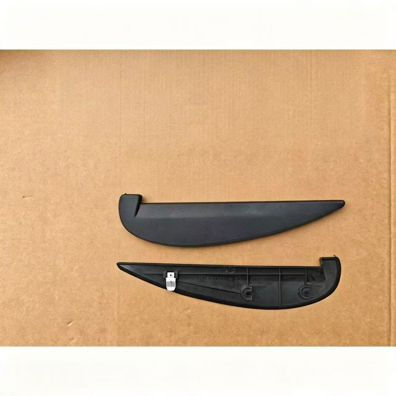 Triangular Strip RH for FOTON OLLION JIEYUN TRUCK Spare Parts