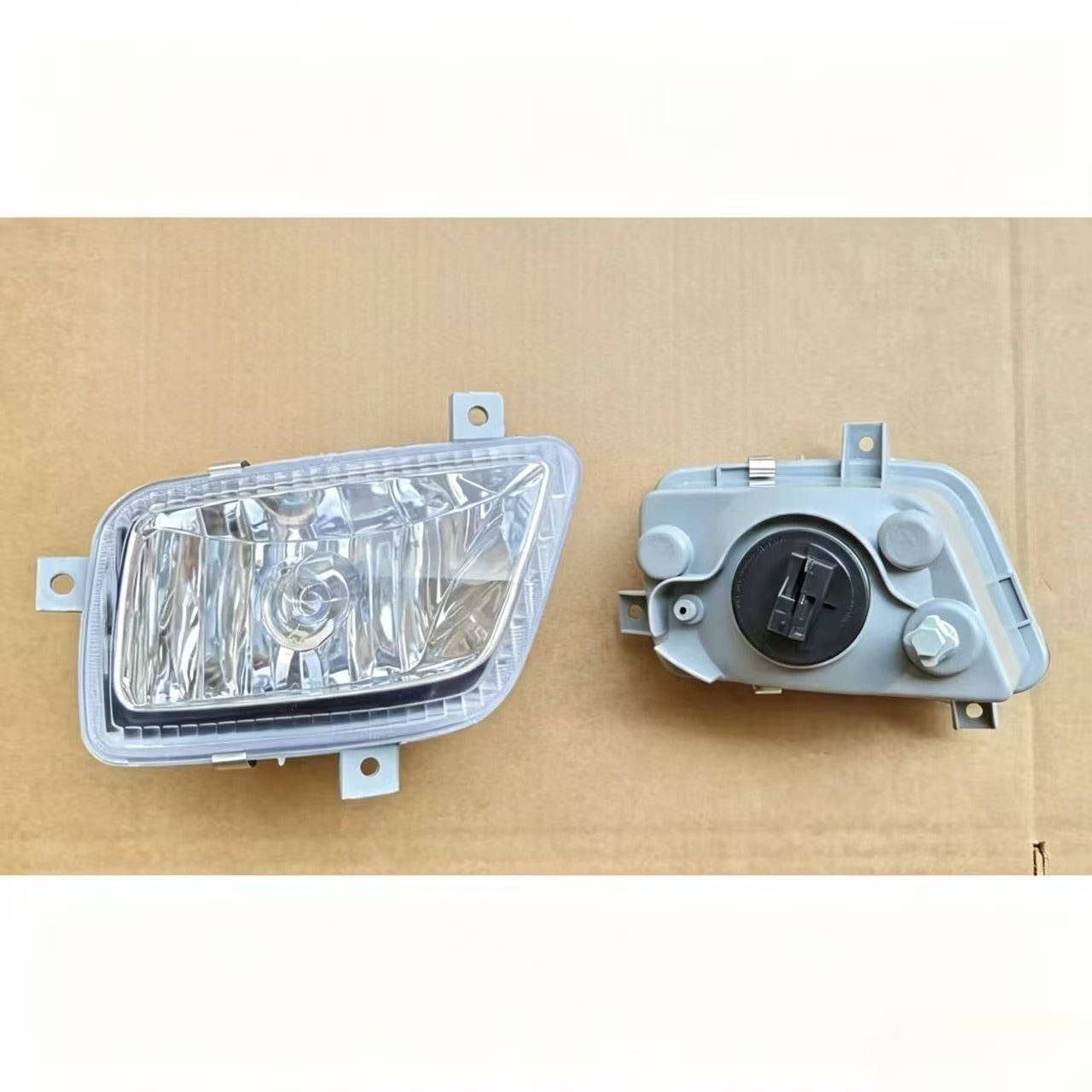 IB18037100033 Fog Lamp LH (small)  for FOTON OLLION JIEYUN TRUCK Spare Parts