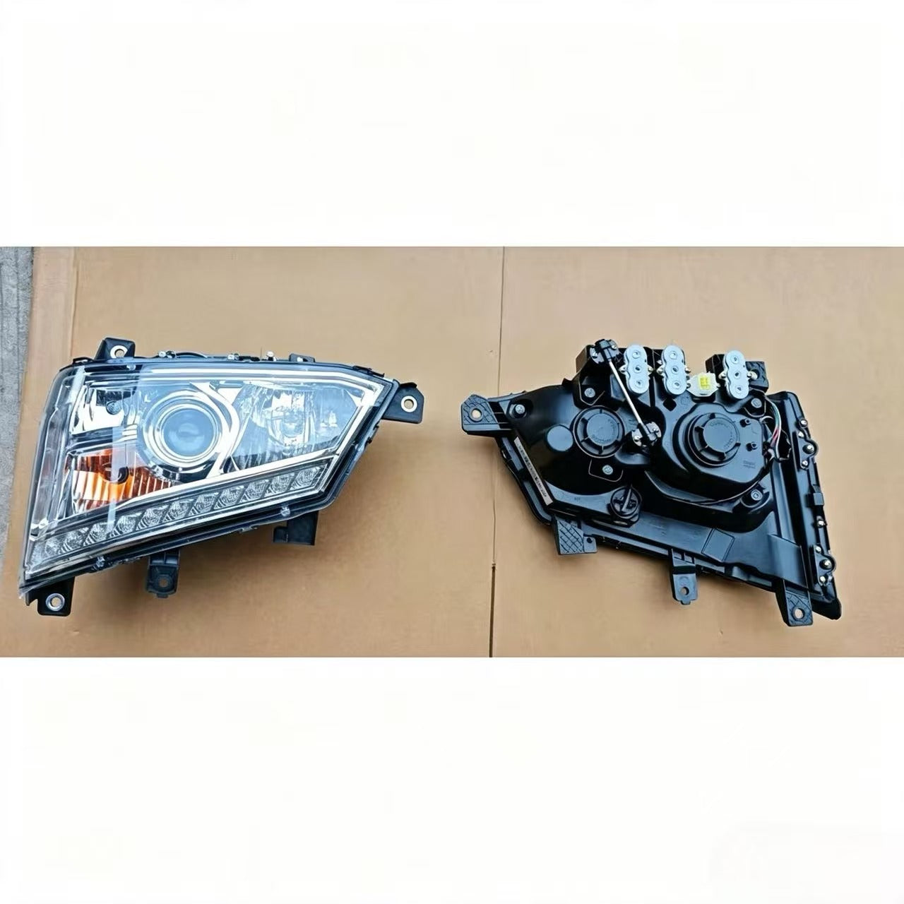 L1371010101A0 Head Lamp LH 24V for FOTON AUMARK M4 TRUCK Spare Parts