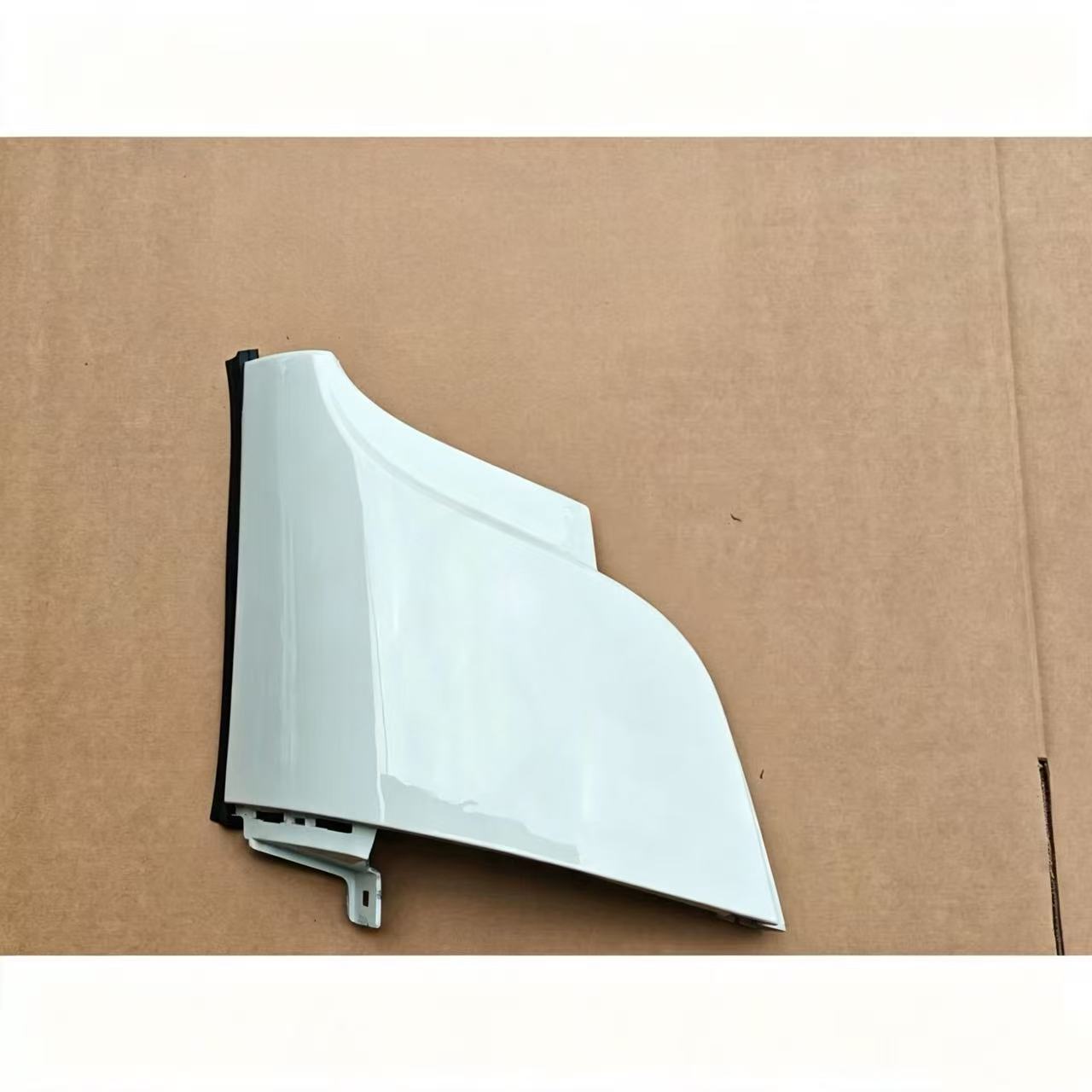 5302200LE090 Upper Corner RH (FLAT) for JAC N721 TRUCK Spare Parts
