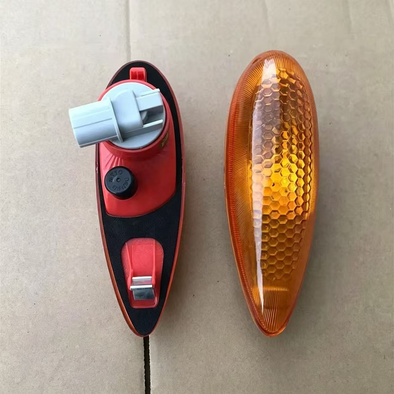 4111010LE010 4111020LE010 Side Door Lamp LH=RH for JAC N721 TRUCK Spare Parts