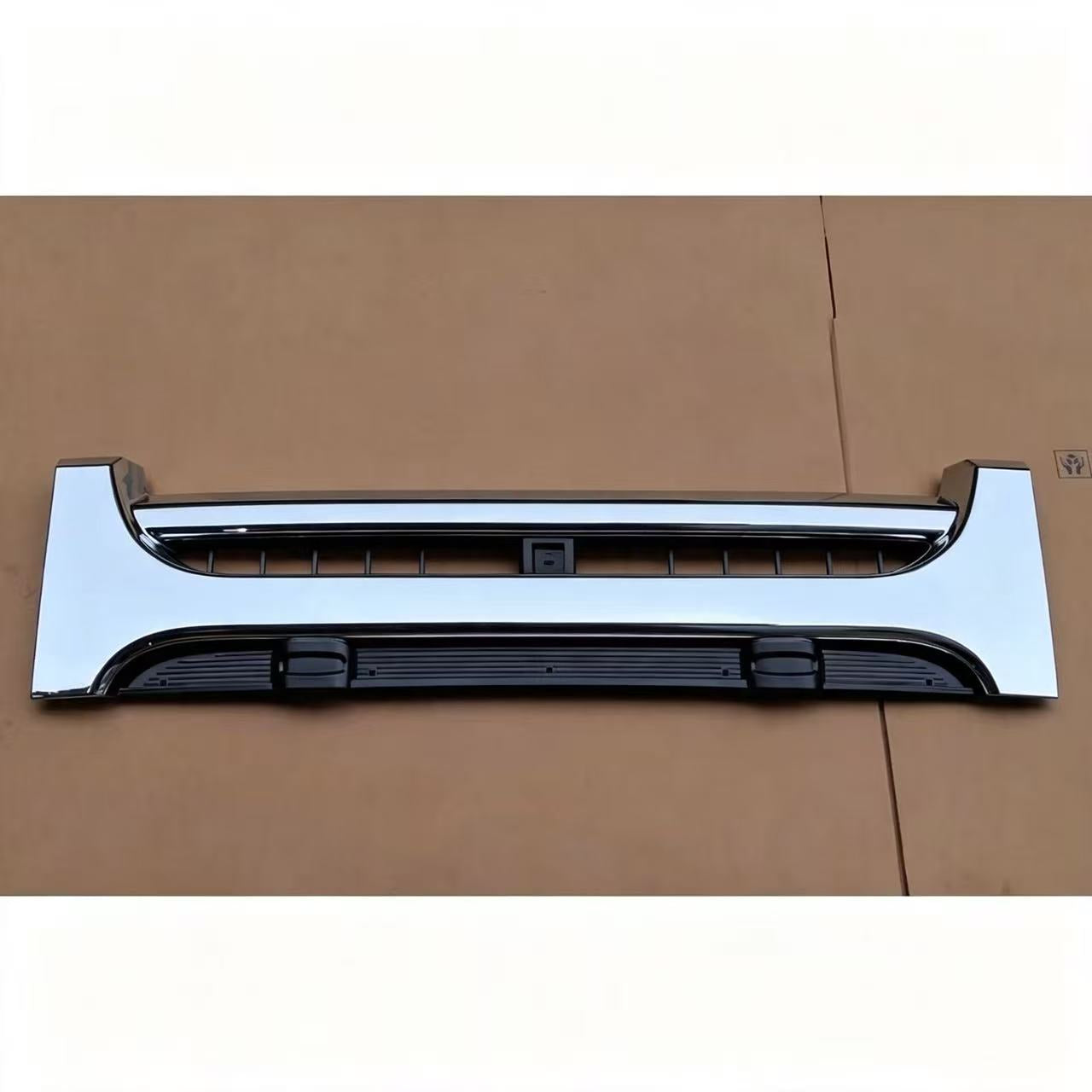 8401100LE010 Chrome and Black Painting Grille Narrow 104cm for JAC N721 TRUCK Spare Parts