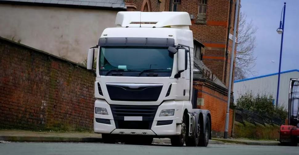 MAN TGX LED headlights