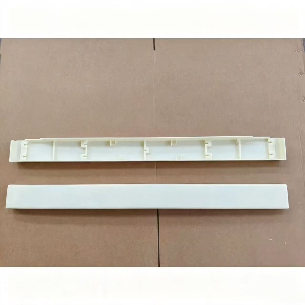 Upper Grille Middle for HINO 700 Truck Spare Body Parts