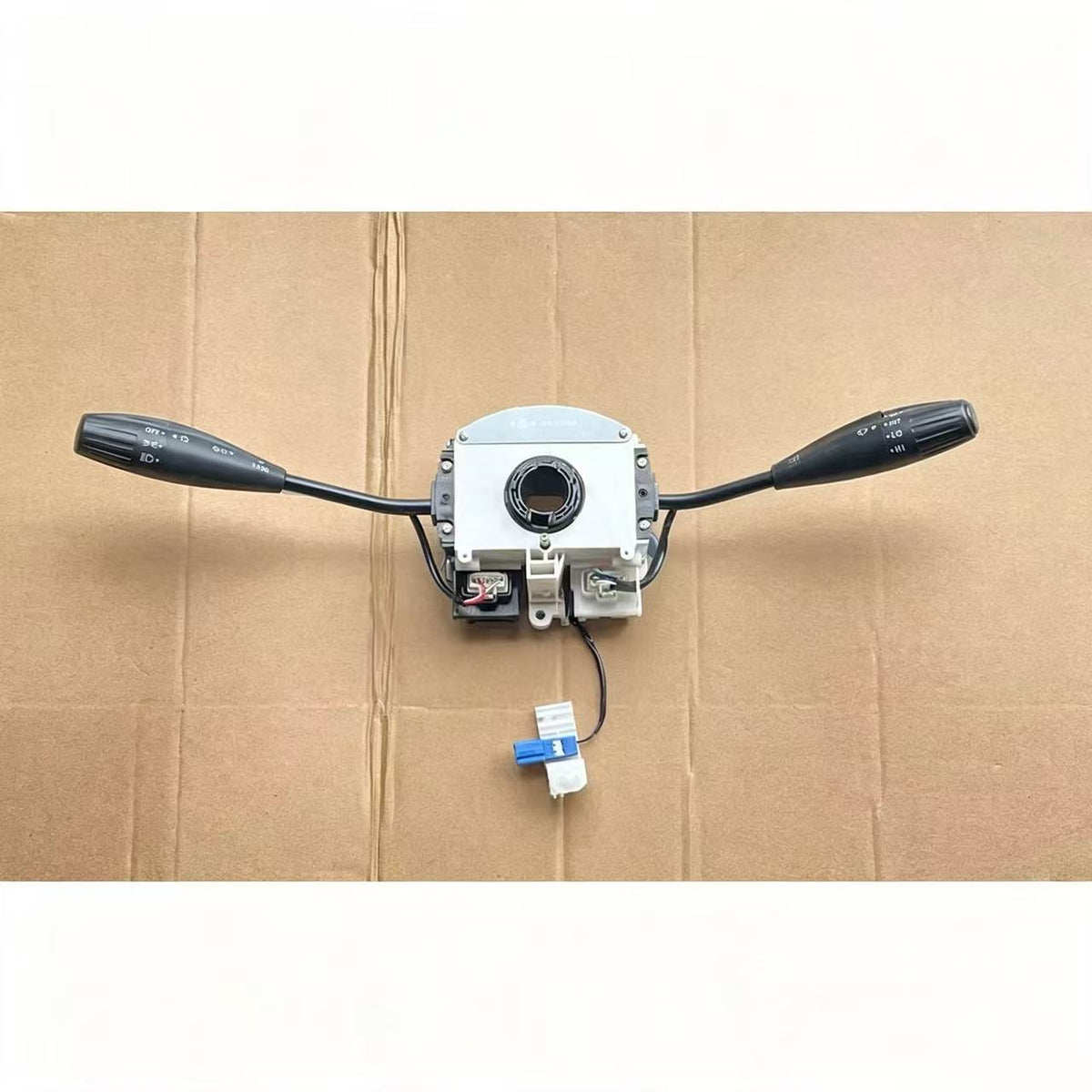 84970-E0290 84970-E0300 84970E0290 84970E0300 Switch LHD for HINO 700 Truck Spare Body Parts