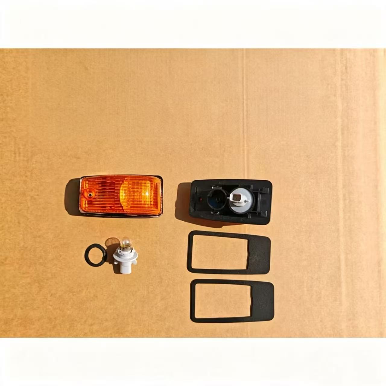 Side Lamp Yellow for HINO 700 Truck Spare Body Parts