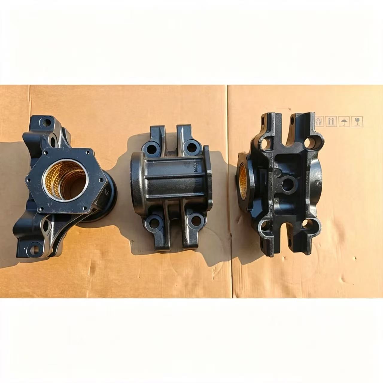49330-1380 493301380 Spring Trunnion Saddle Seat for HINO 700 Truck Spare Body Parts