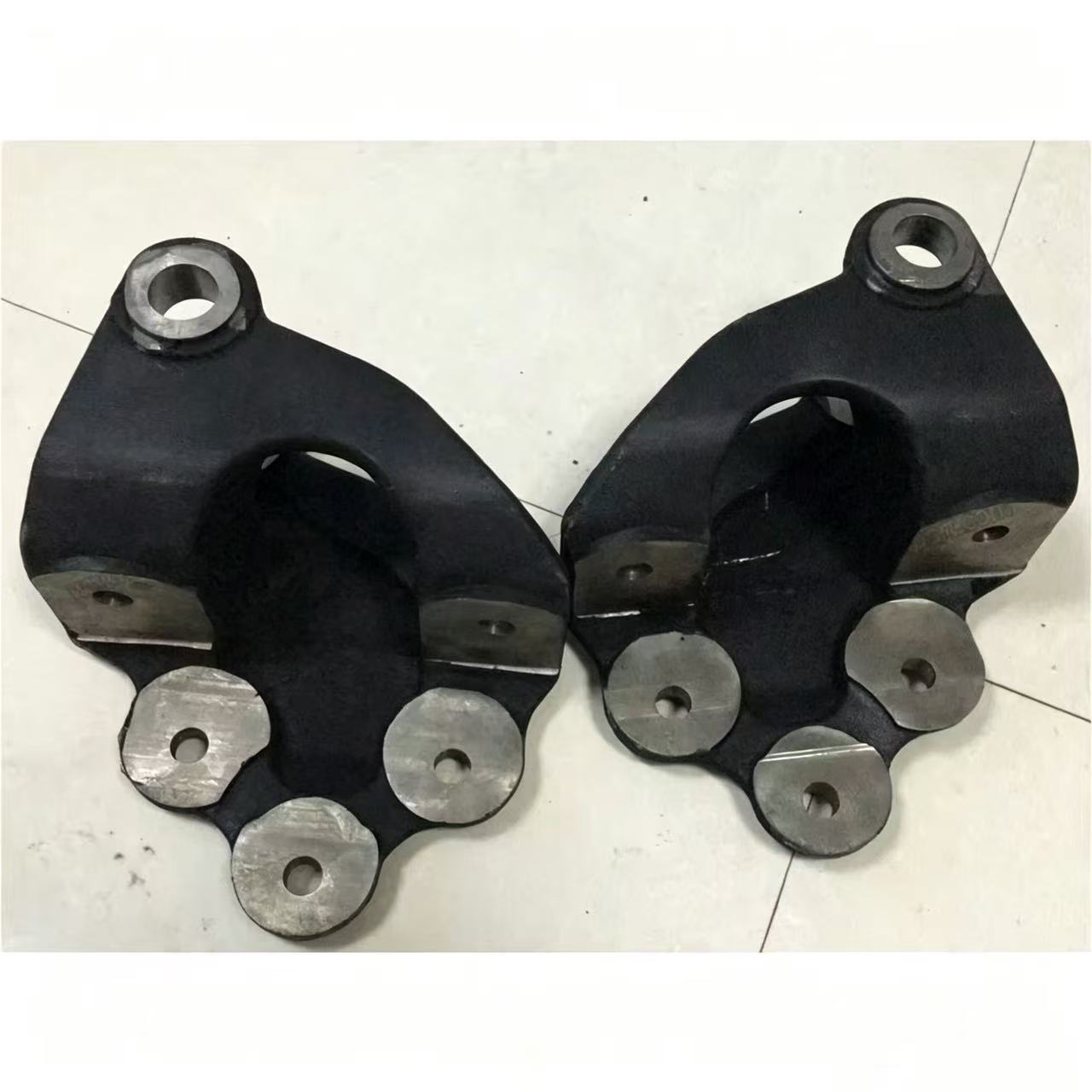New 48411-2500 48451-2500 484112500 484512500 Front Spring Bracket Aluminum for HINO 700 Truck Spare Parts