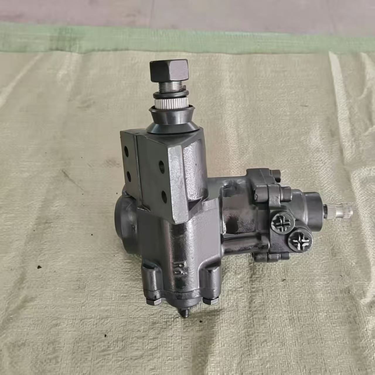 44110-26070 4411026070 Steering for Hino 300 Dutro Dyna BU420 BU320 2003 Truck Spare Parts