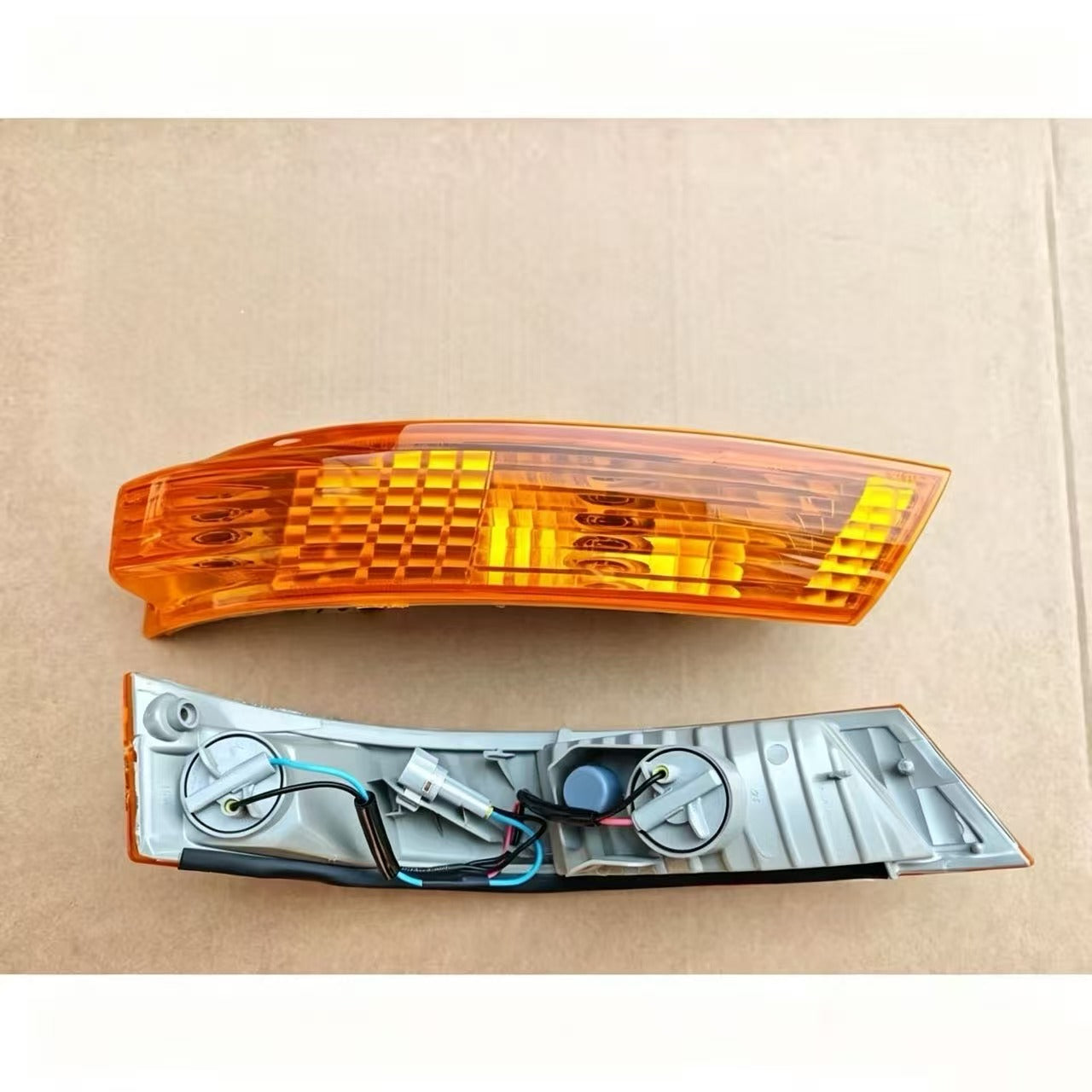Front Panel Lamp LH for Hino 300 Dutro Dyna BU420 BU320  2003
