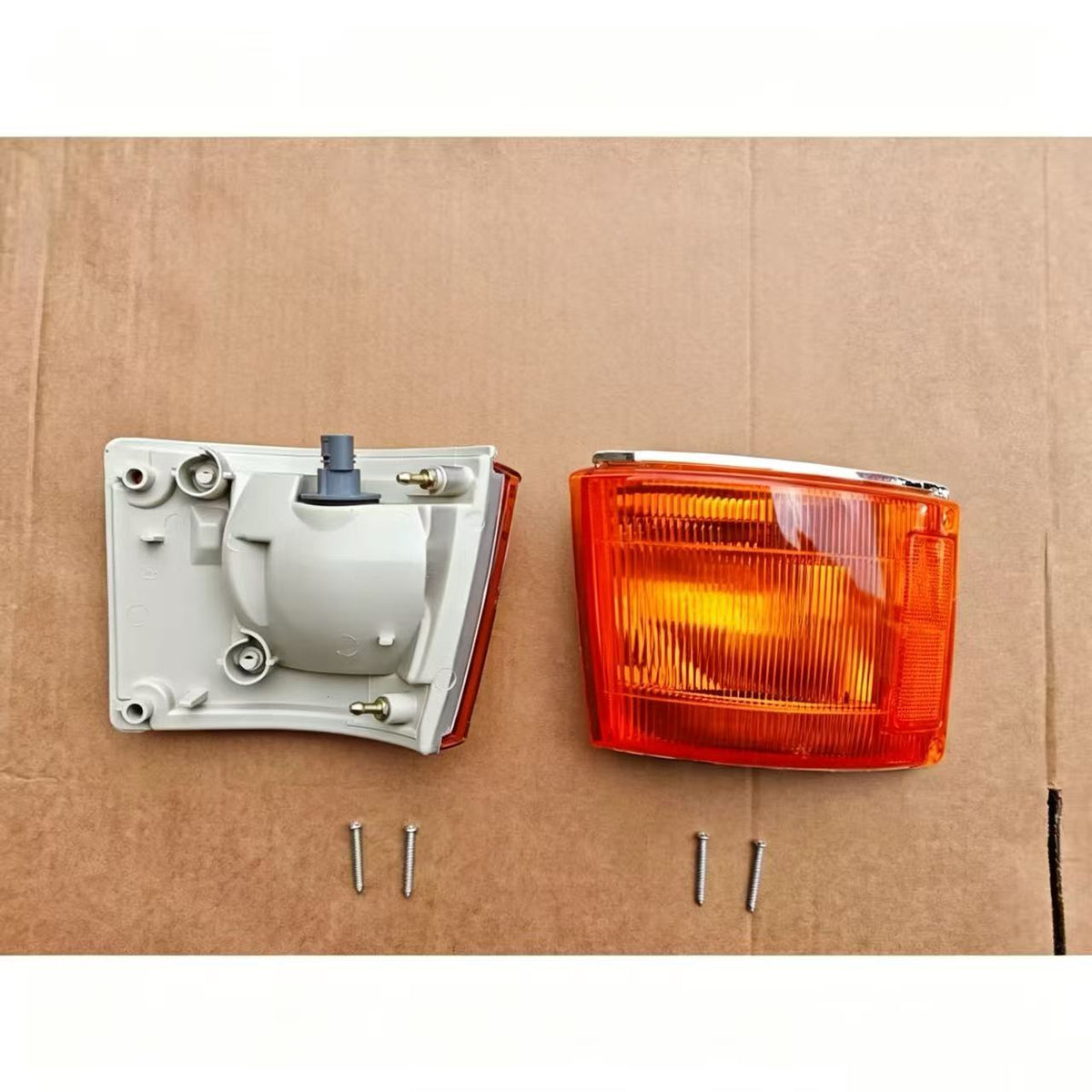 Corner Lamp 90" Yellow RH for HINO Ranger FB4J FC4J Truck Spare Parts