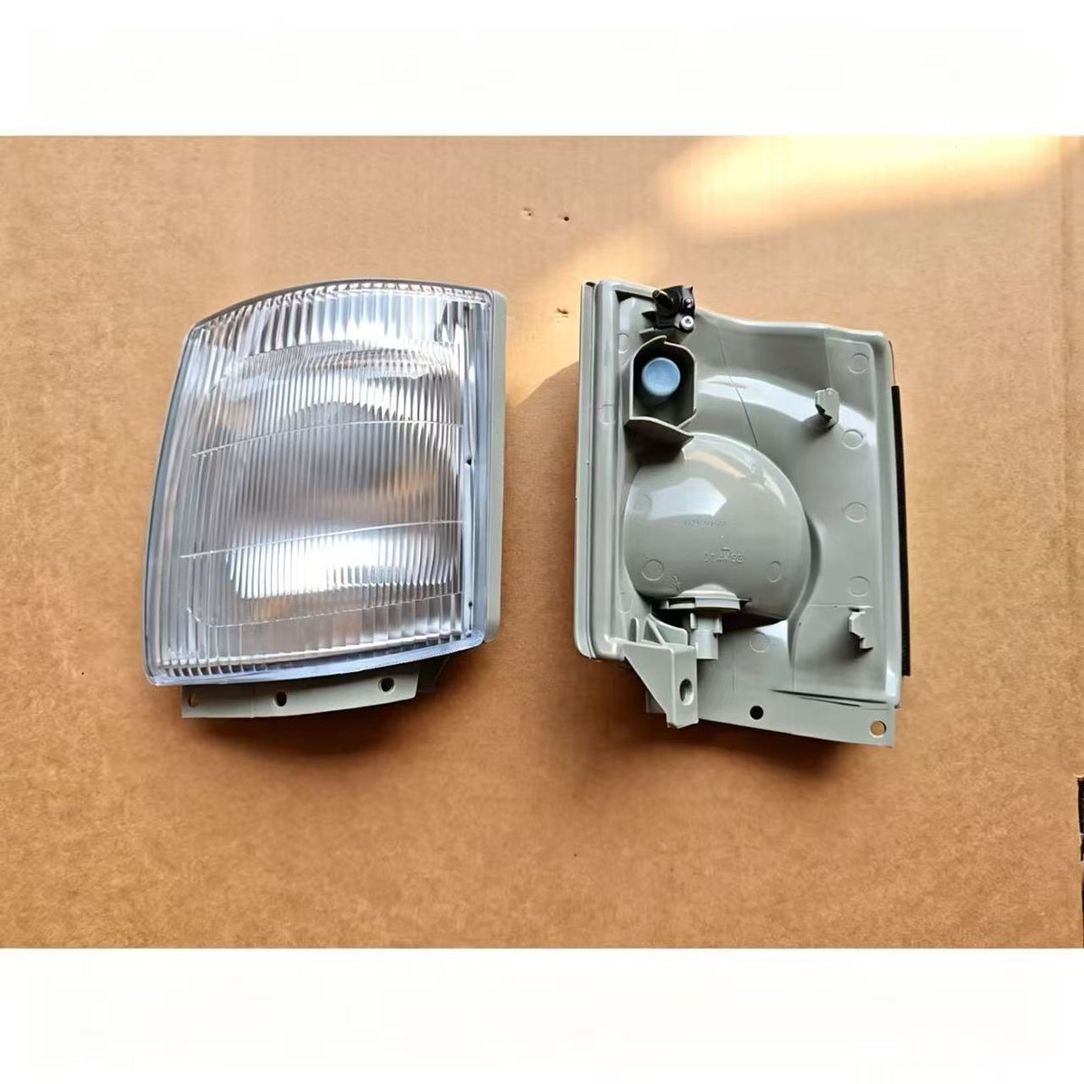 Corner Lamp LH for Hino 300 Dutro Dyna BU420 BU320  2003