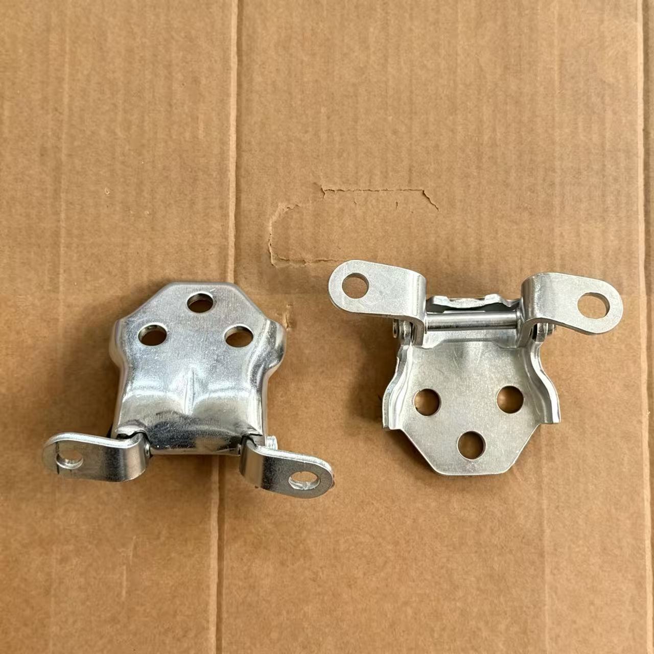 68730-26012 6873026012 DOOR HINGE UPPER LH (TOP) for NEW  Hino 300 Dutro 2012  XZU600R Narrow