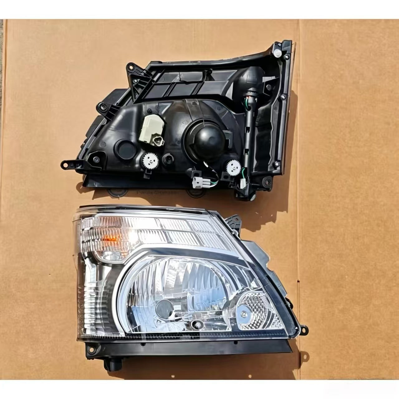 Head Lamp RHD RH (wide) With Motor for NEW  Hino 300 Dutro 2012  XZU600R Narrow Truck Spare Parts
