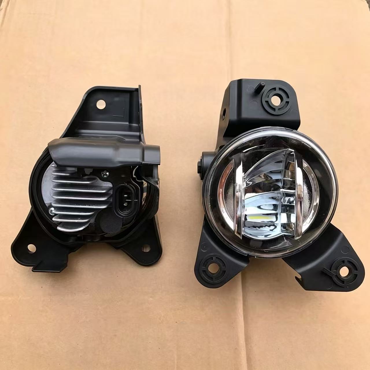 60017-18C002T 6001718C002T Fog Lamp Narrow LED LH for Hino 300 Dutro 2012 XZU600R Narrow Truck Spare Parts