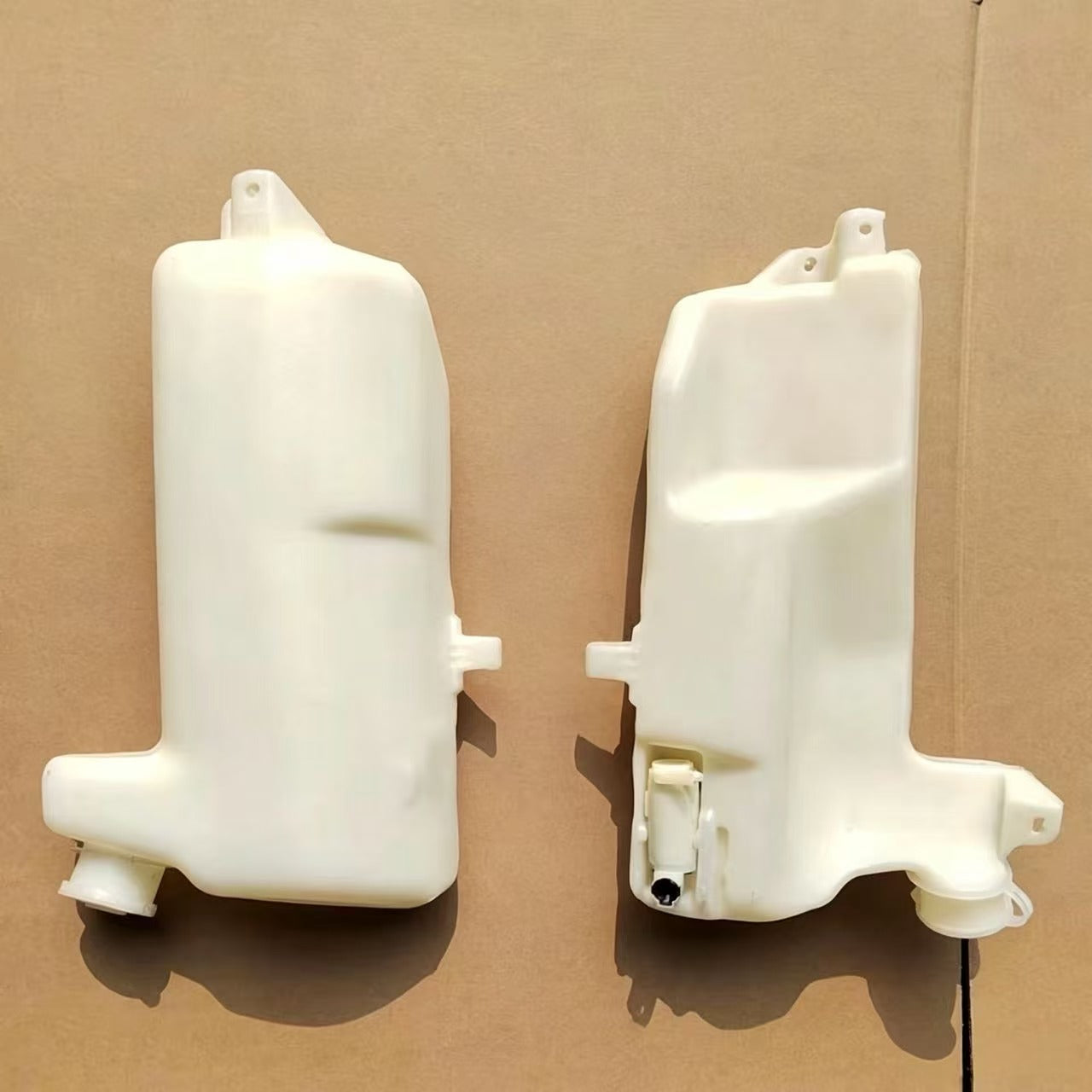 Water Tank for NEW Hino 300 Dutro 2012 XZU600R Narrow Truck Spare Parts