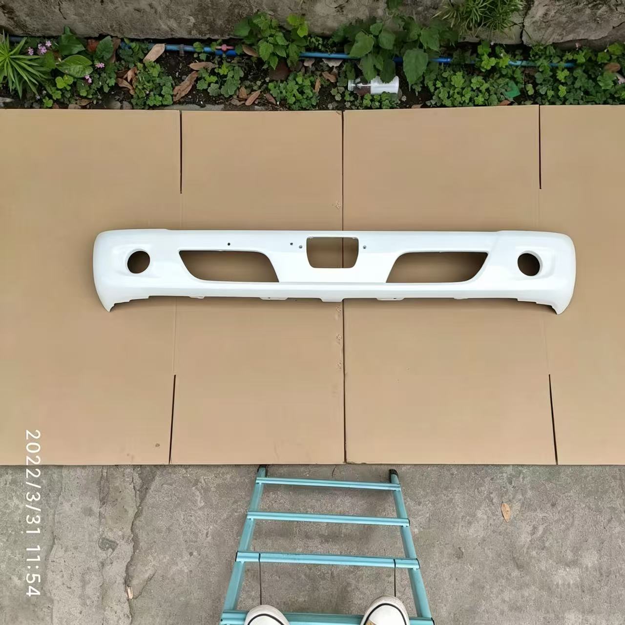 Front Bumper Protector for NEW Hino 300 Dutro 2012  XZU600R Narrow Truck Spare Parts