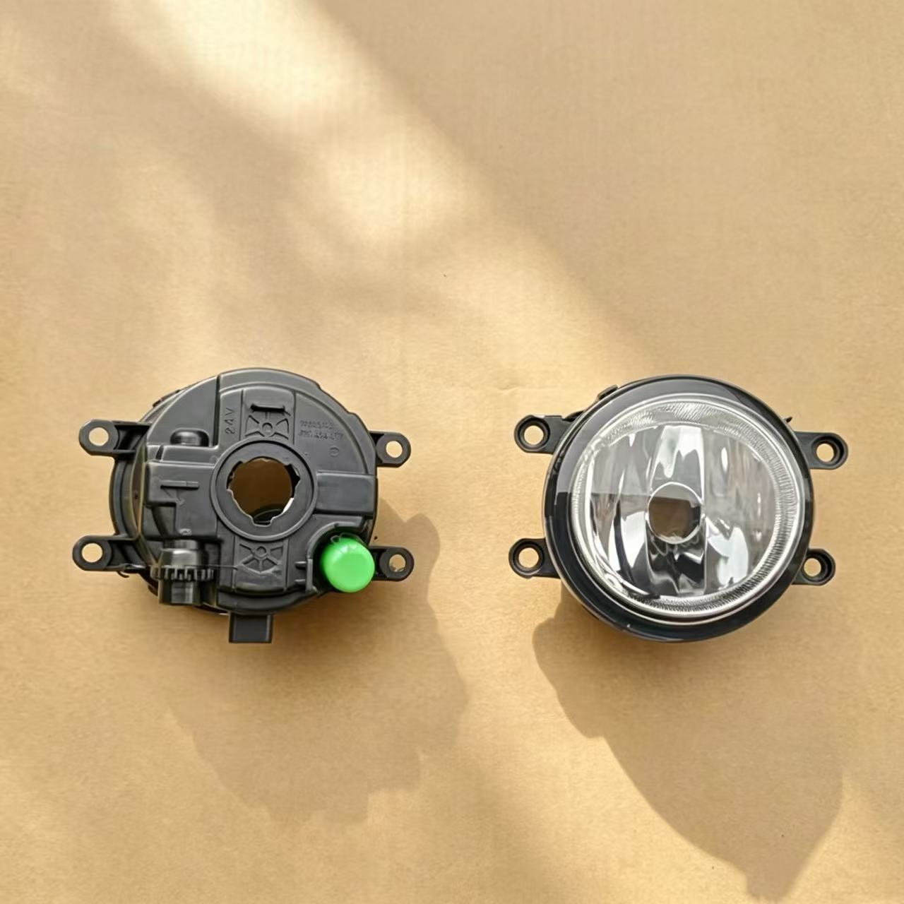 81220-0w070 812200w070 FOG LAMP RH (wide) for Hino 300 Dutro 2012 XZU7 WIDE