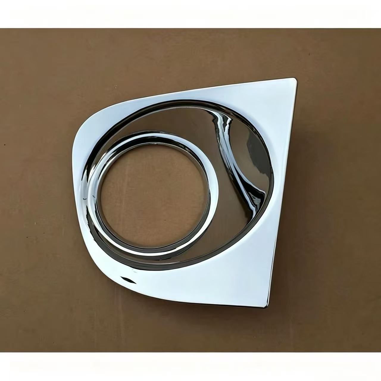 Chrome Fog Bumper Lamp Cover  for Hino 300 Dutro 2012 XZU710 XZU600R