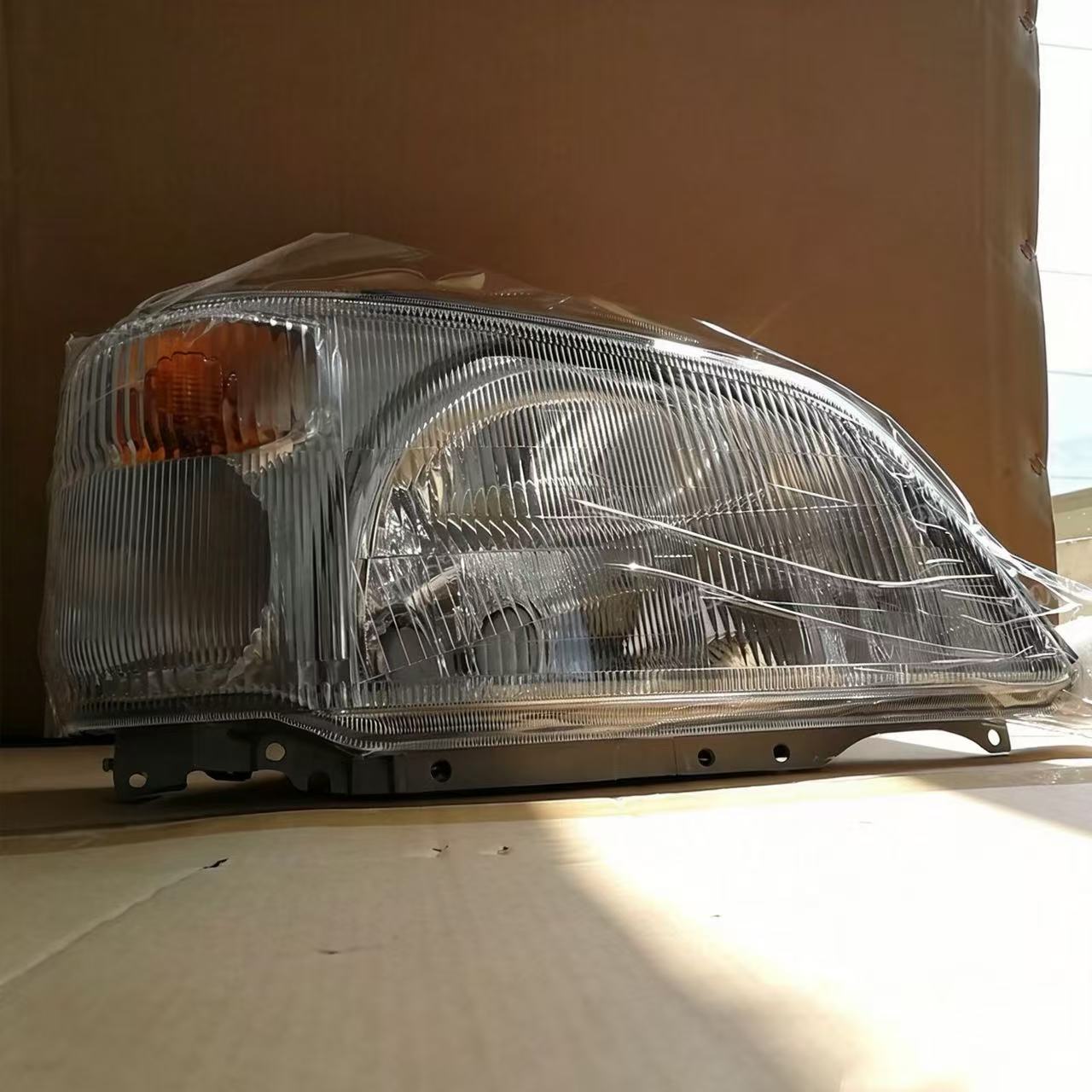 Headlamp Head Lamp LHD RHD for Hino 300 Dutro 2012 XZU600R  Narrow