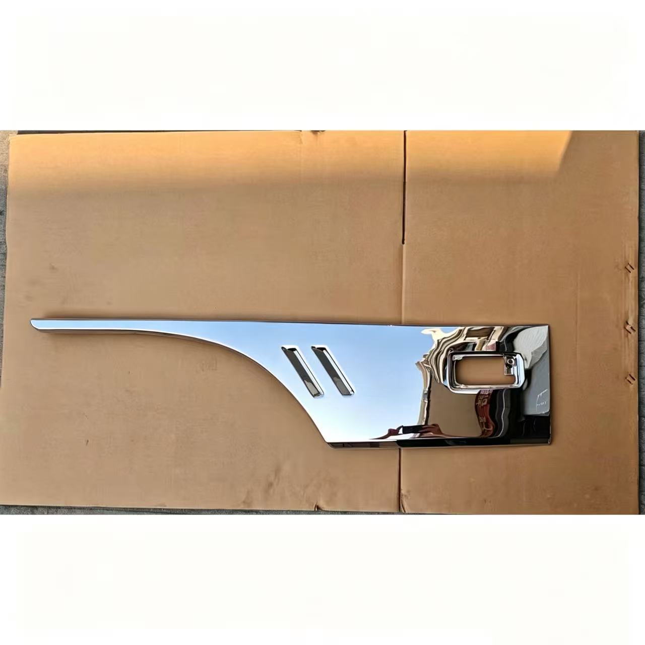 Chrome Door Garnish RH for Hino Ranger FM3M FM2K  Chrome Truck Parts
