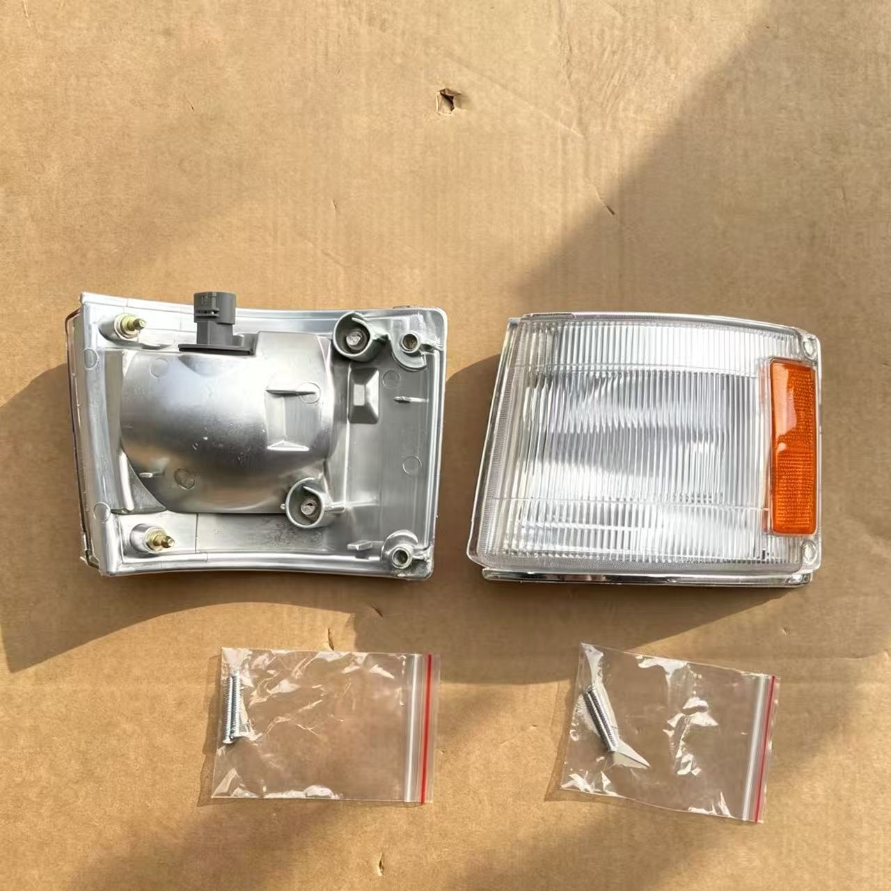 Corner Lamp LH RH for Hino Ranger FM2K Truck Spare Body Parts