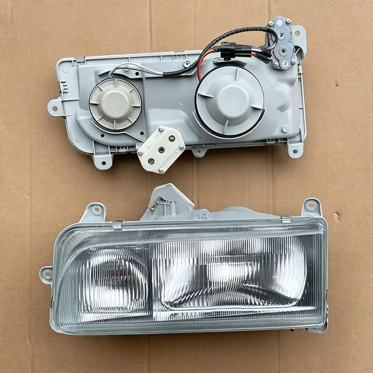 Headlamp  LH RH for Hino Profia SH 35 TONS LFR-LFS 21 TONS Truck Spare Body Parts