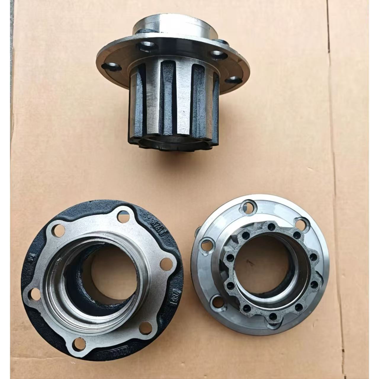 42411E0060 Rear Wheel Hub for HINO 500 Truck Spare Parts