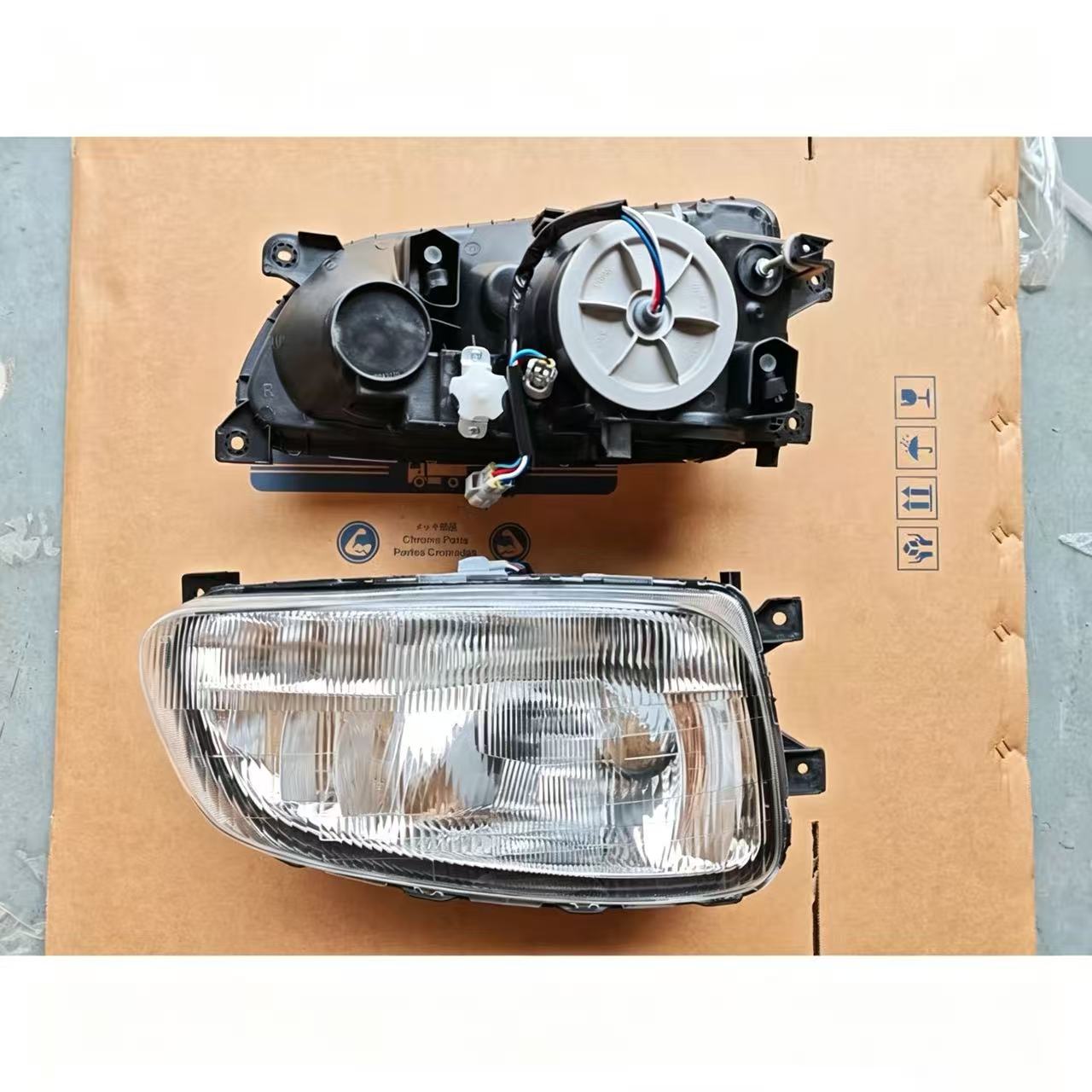 Headlamp LHD Right High for Hino Mega 500 Truck Spare Body Parts