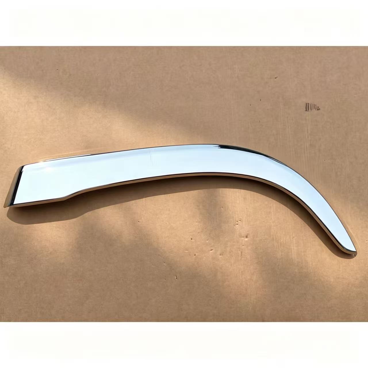 Chrome Fender RH (N) Iron  for HINO 500 Truck Body Spare Parts