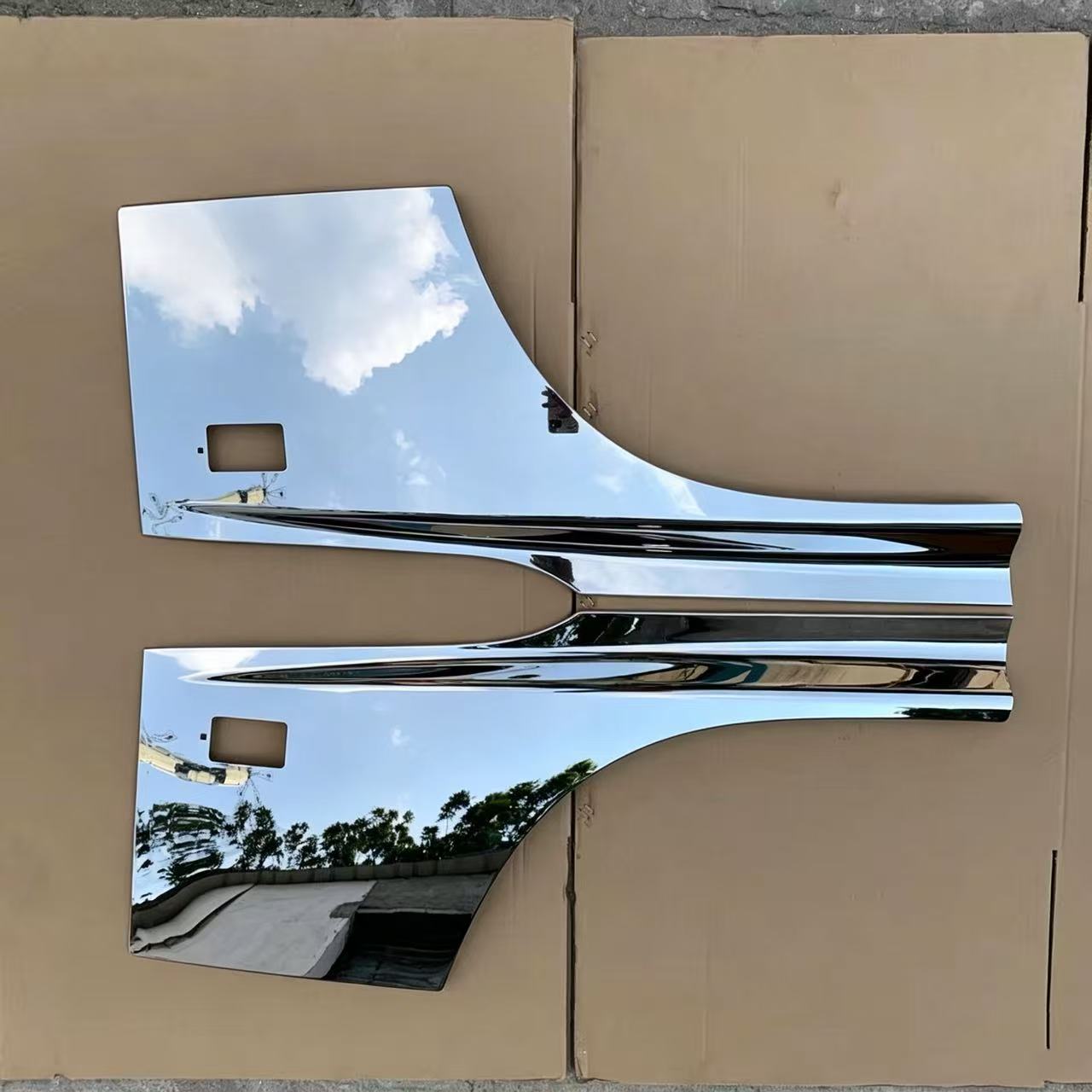 Chrome Door Garnish for HINO 500 Truck Body Spare Parts