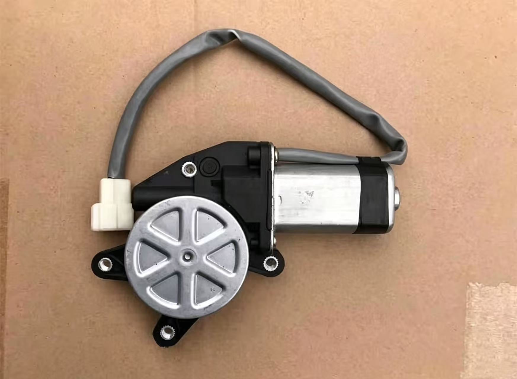 Motor for Window Regulator  for Hino  Mega 500  Truck Spare Body Parts