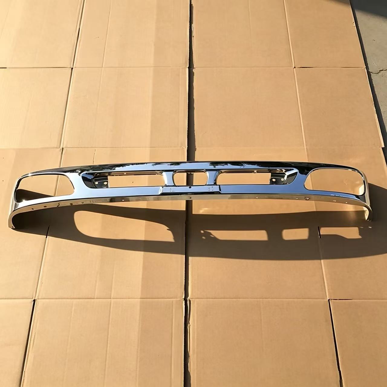 Chrome Front Bumper (W) 215cm 2012 for Hino  Mega 500  Truck Spare Body Parts