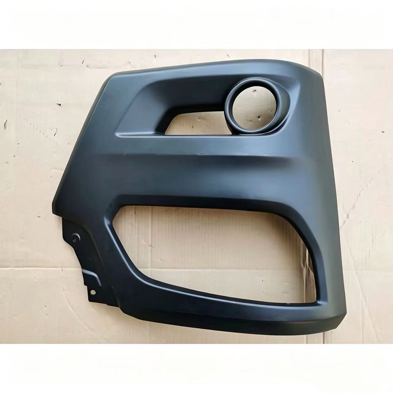 Bumper Corner RH 55cm (without Holes) for Hino Victor 500  Truck Spare Body Parts