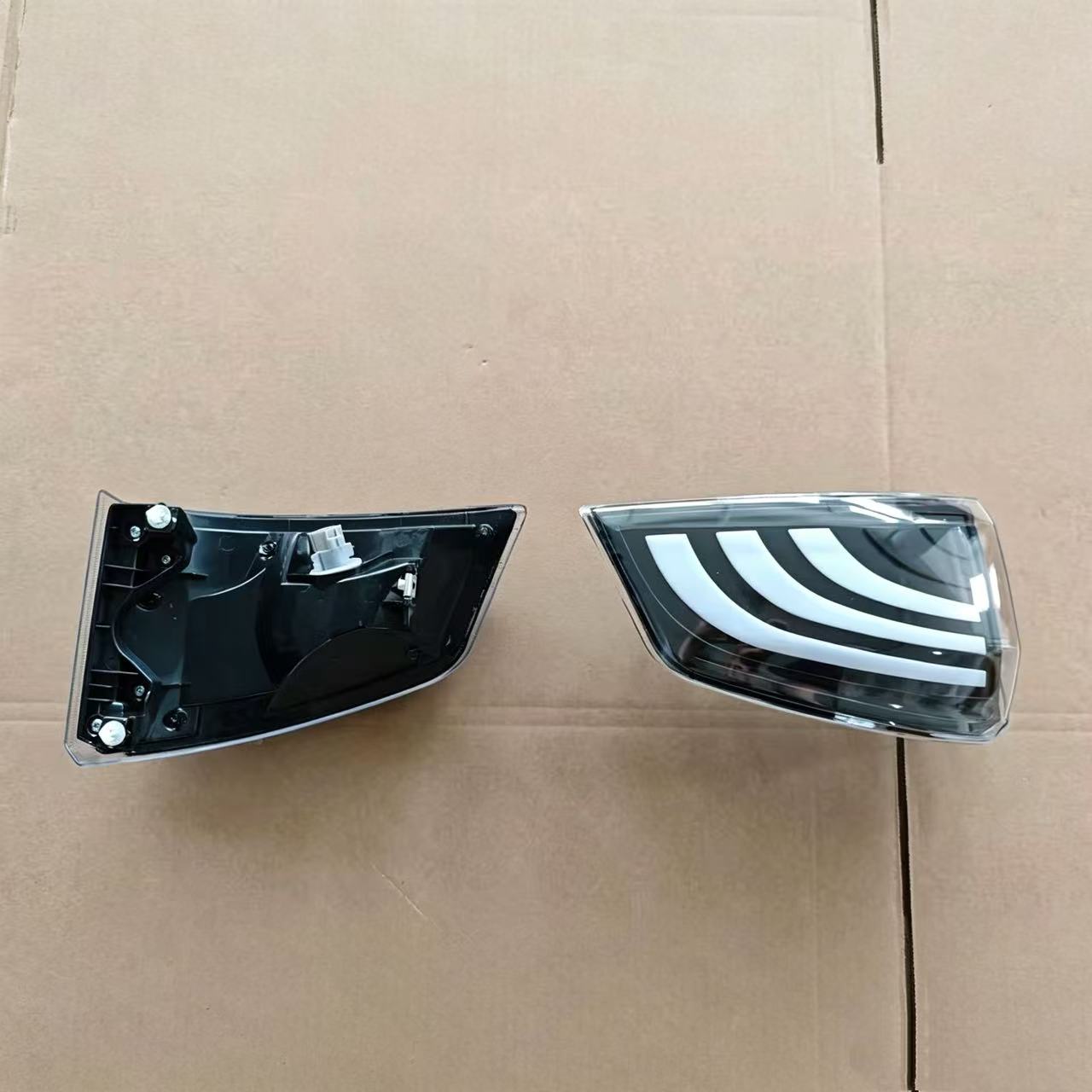 New Hino Victor 500 Truck LED Corner Lamp RH Spare Body Parts for Truck