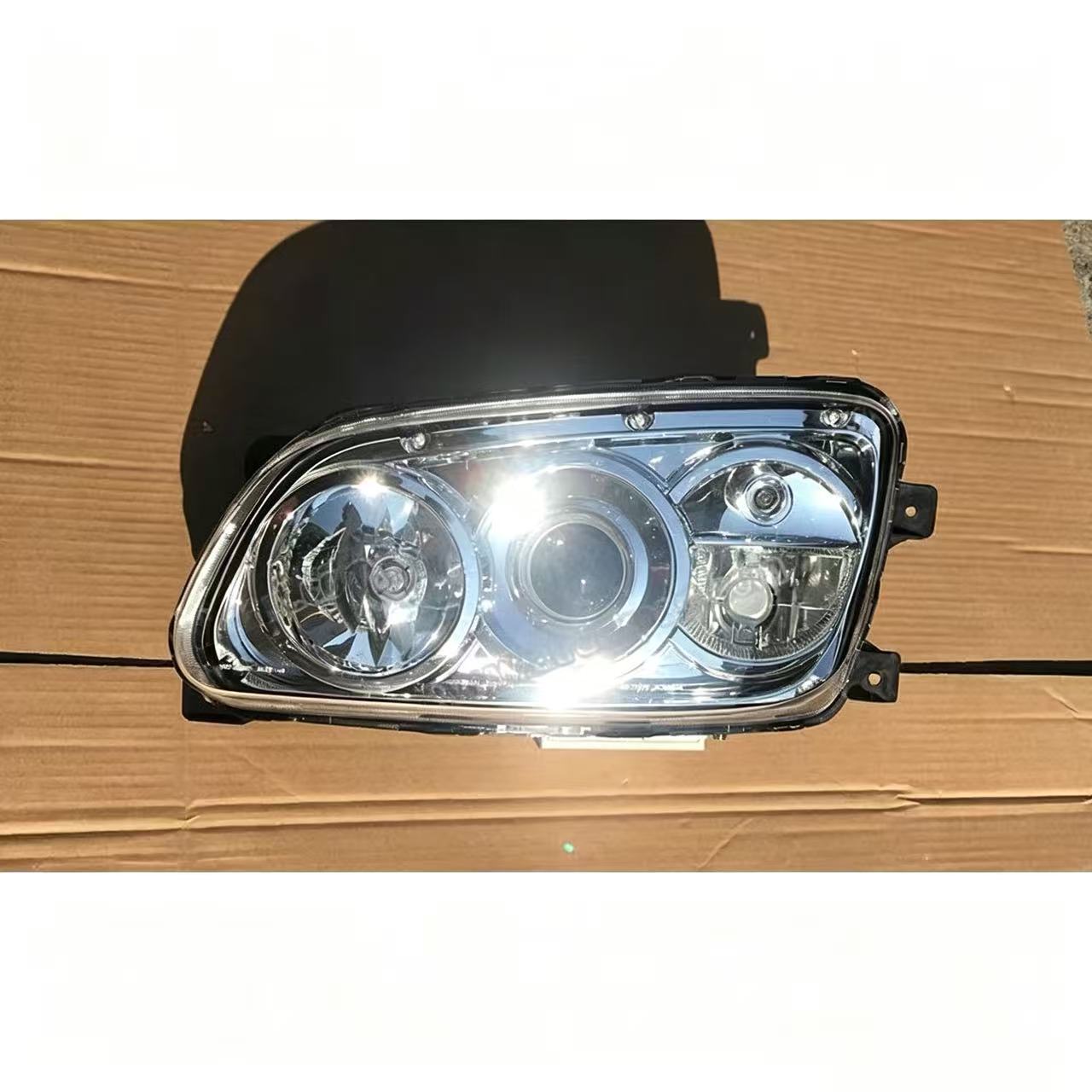 Head Lamp HID for HINO 500  HINO 700 Truck Parts
