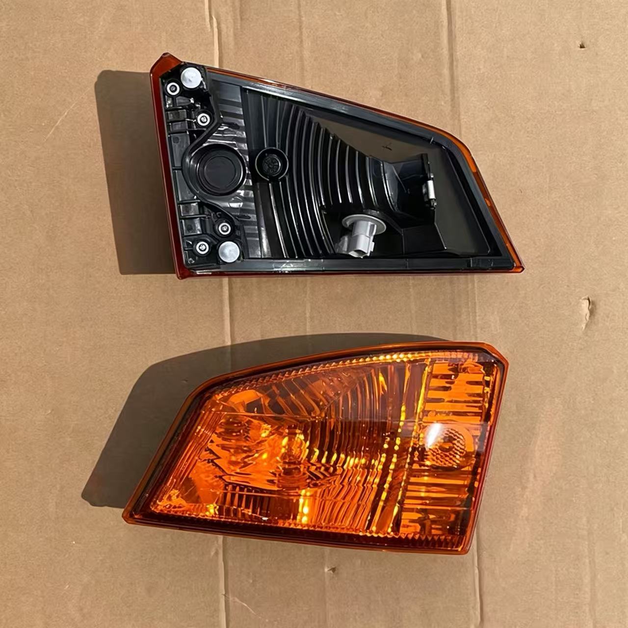 New Rubber Corner Lamp LH Yellow for Hino Victor 500 Truck Spare Body Parts