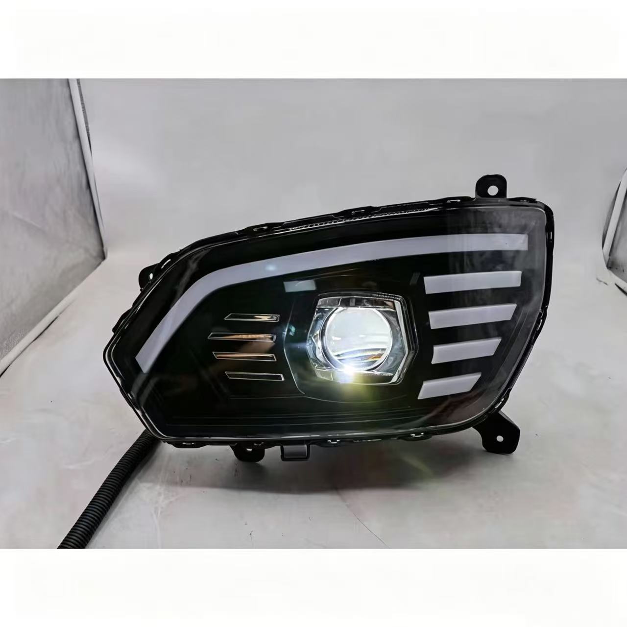 Headlamp LED for Hino Victor 500 Truck Spare Body Parts