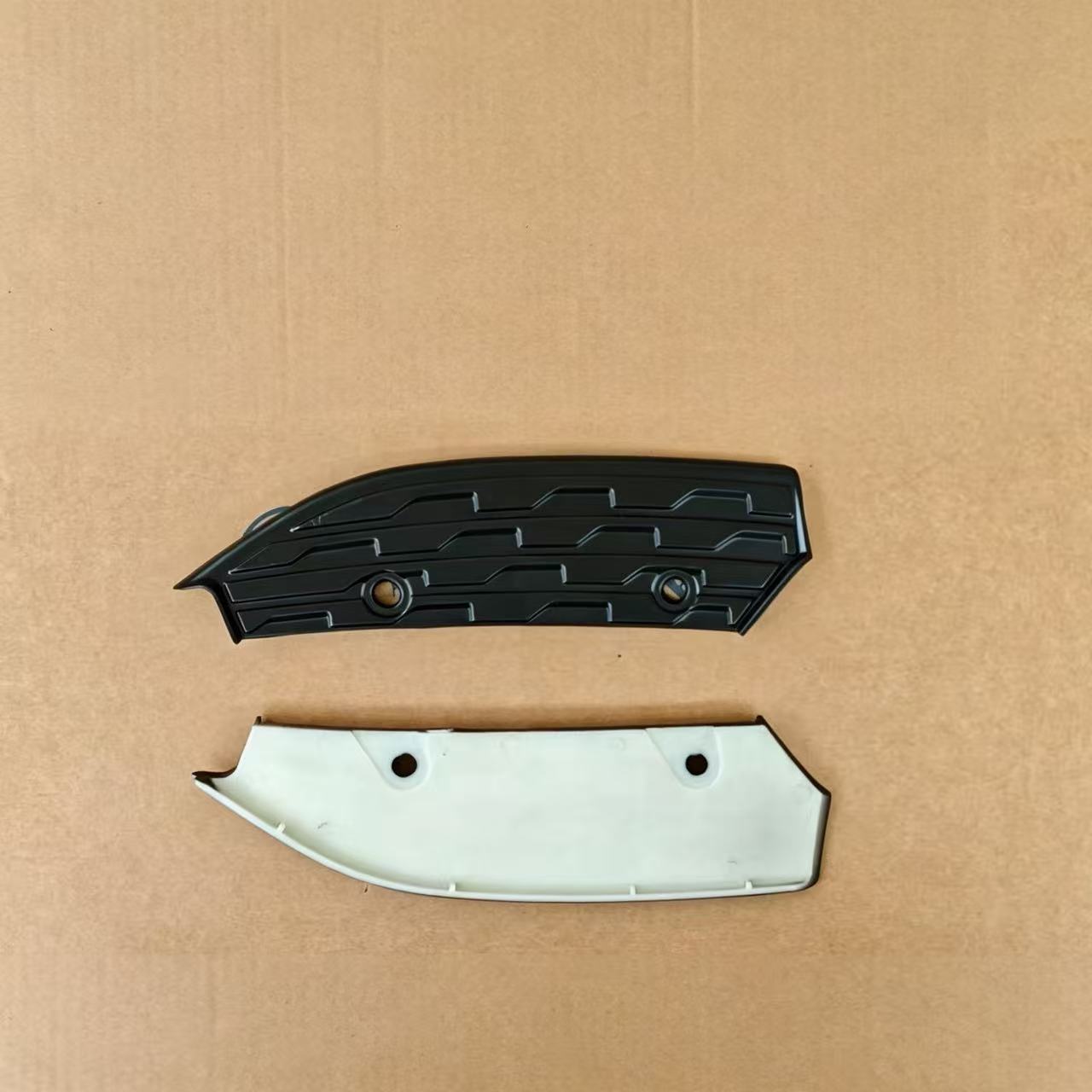 Painted Bumper Step LH for 2017 New HINO 700 Truck Body Spare Parts