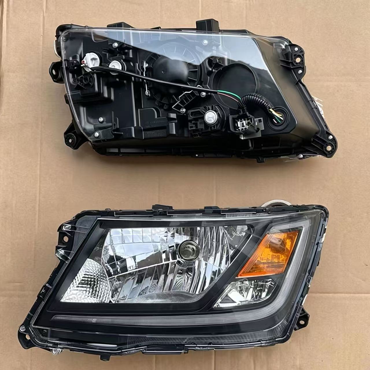 2017 New HINO 700 Truck Body Spare Parts LH RH Headlamp Bumpers