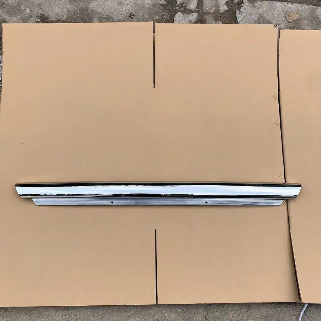 Chrome Lower Bumper Center for 2017 New HINO 700 Truck Body Spare Parts
