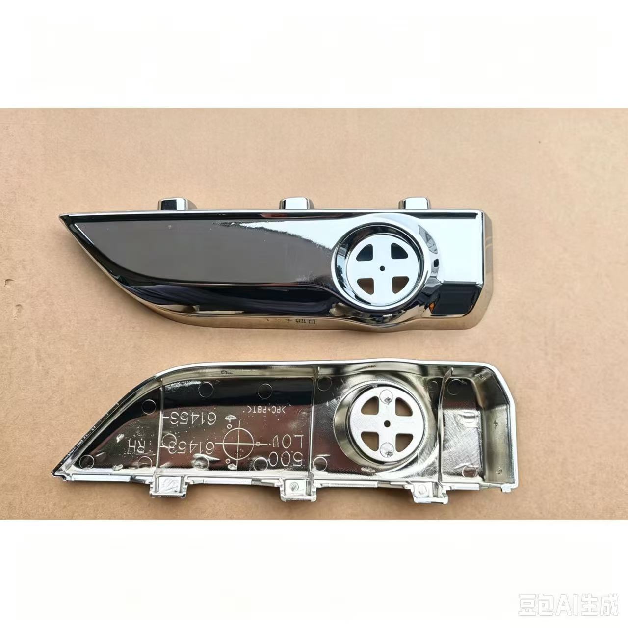 Chrome Step Garnish RH (N) for HINO 500  Truck Body Spare Parts