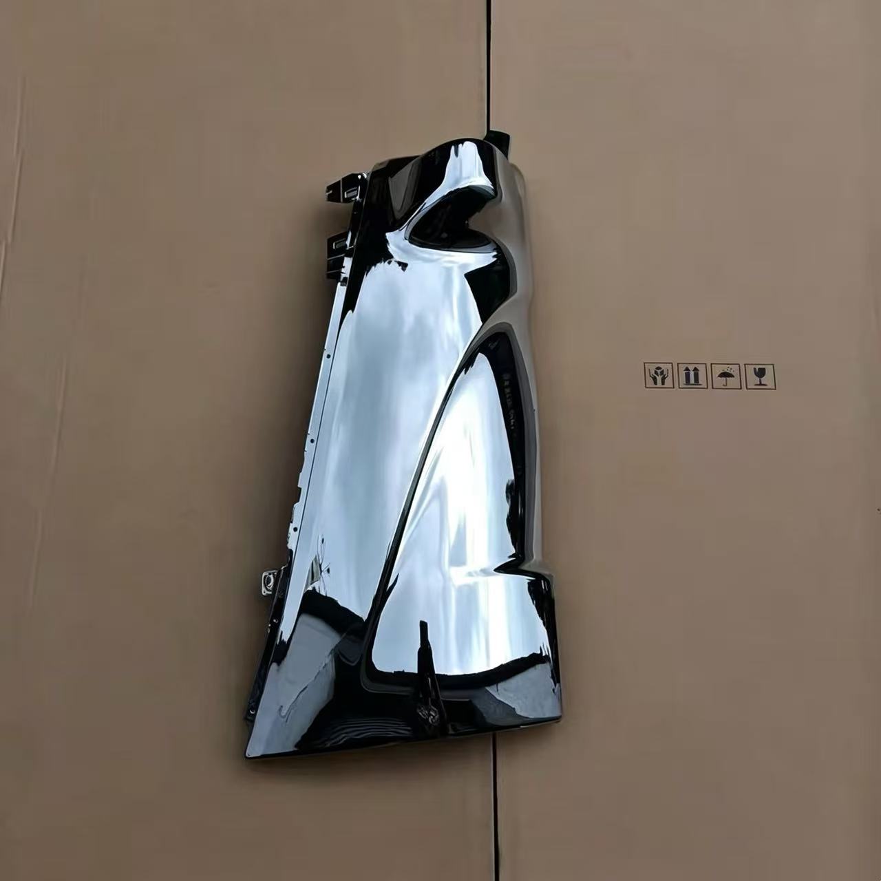 Chrome Corner Panel LH (CURV) for New HINO 500 Truck Body Parts