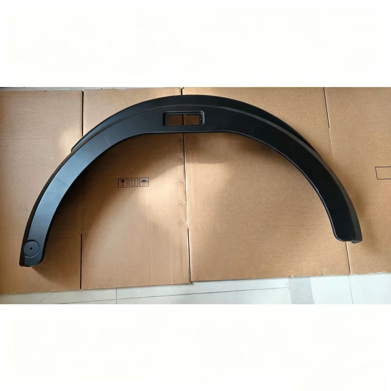 6418816901 MUDGUARD for Mercedes Benz Cab 641/691 Truck Parts European Truck Body Parts