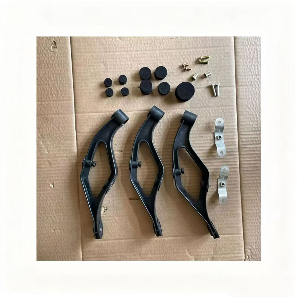 0028100614 Sunvisor Bracket Kit for Mercedes BENZ AXOR 2 Truck Parts