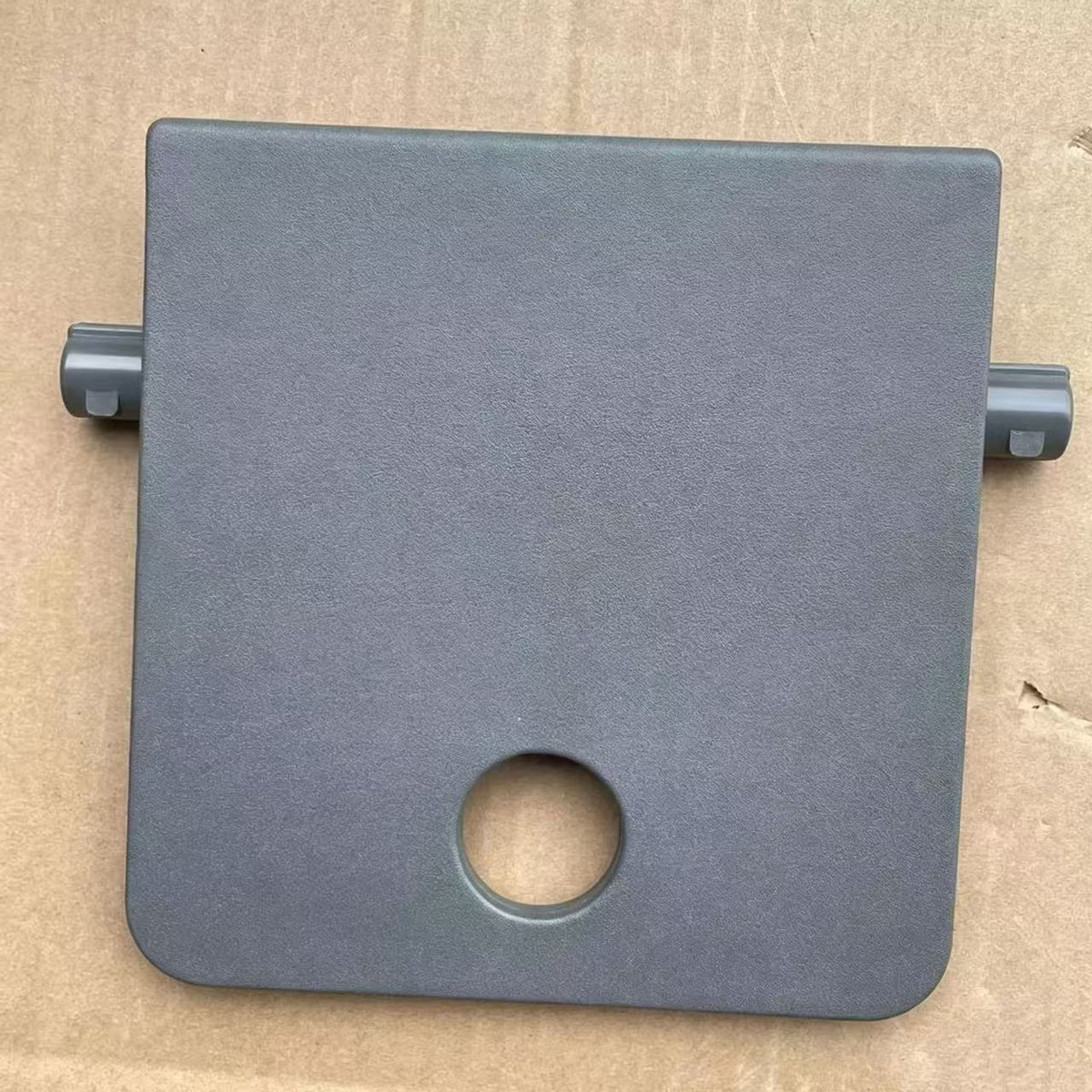 9406660005 Truck Step Cover for Mercedes Benz AXOR 2 Truck Parts