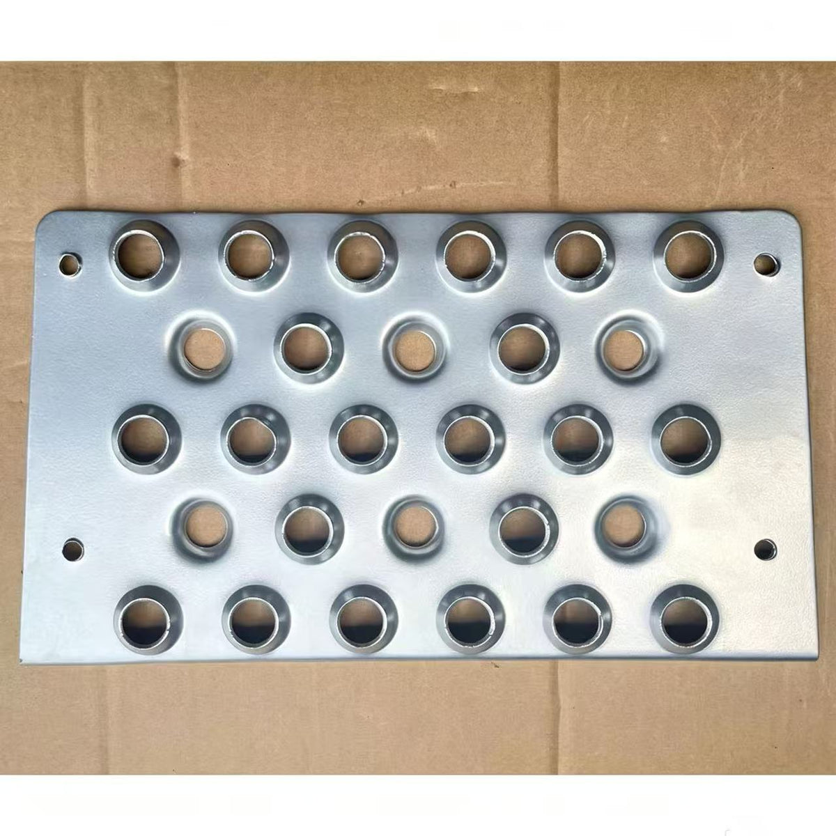 9406660428 STEP PLATE for Mercedes Benz AXOR 2 Truck Parts